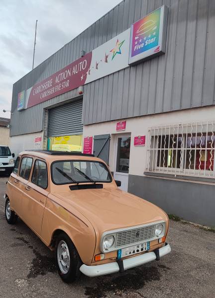 Restauration complète d'une Renault 4L chez Action Auto à Martigues