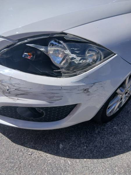 Réparation d'une Seat Leon suite choc avant pour un client sur Port De Bouc